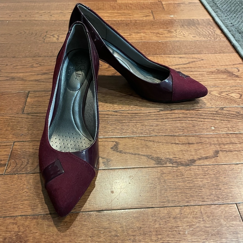 Maroon LifeStride Pumps